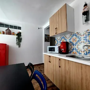 Domus Carbonari Napoli